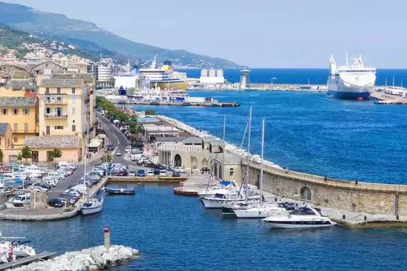 Bastia, Córcega: el puerto